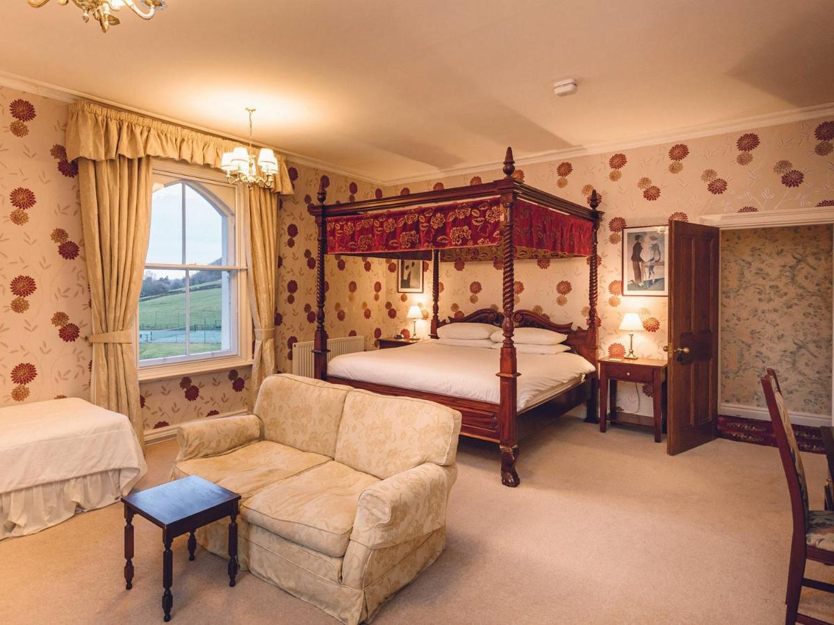نيوتاون The Forest Country House B&B المظهر الخارجي الصورة