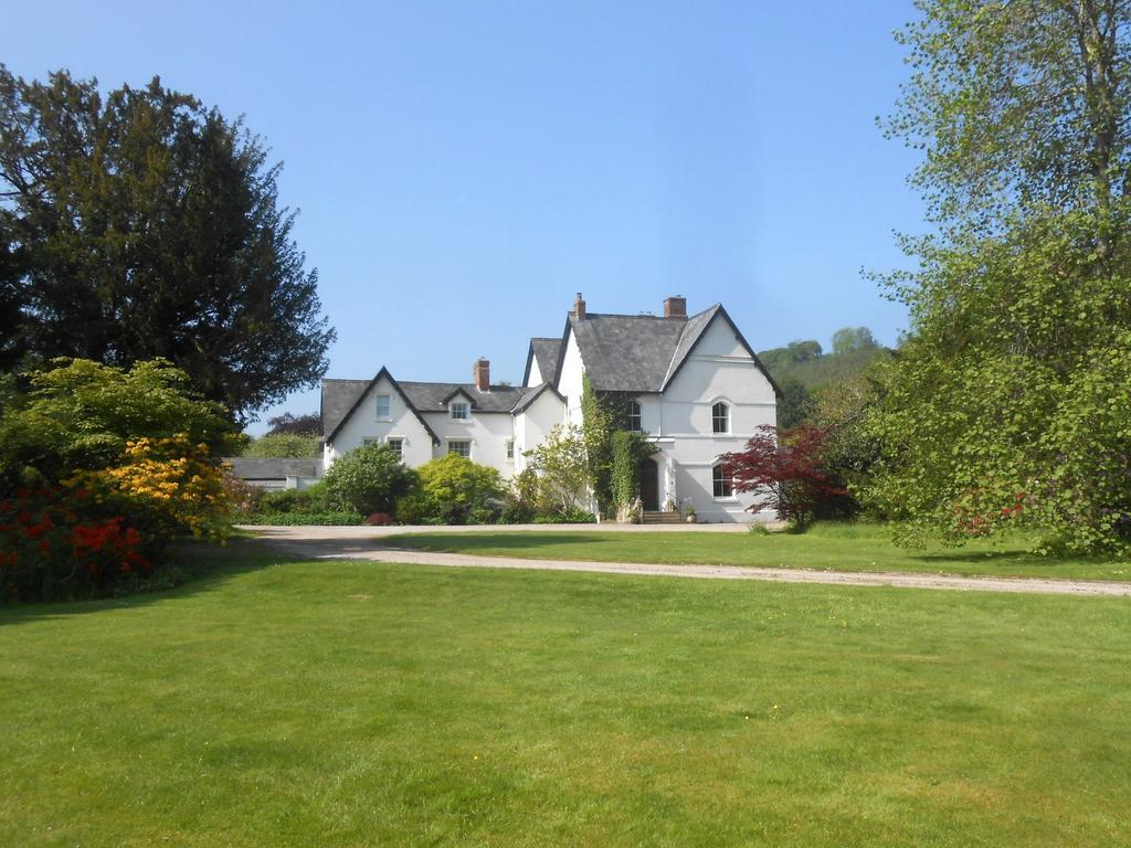 نيوتاون The Forest Country House B&B المظهر الخارجي الصورة