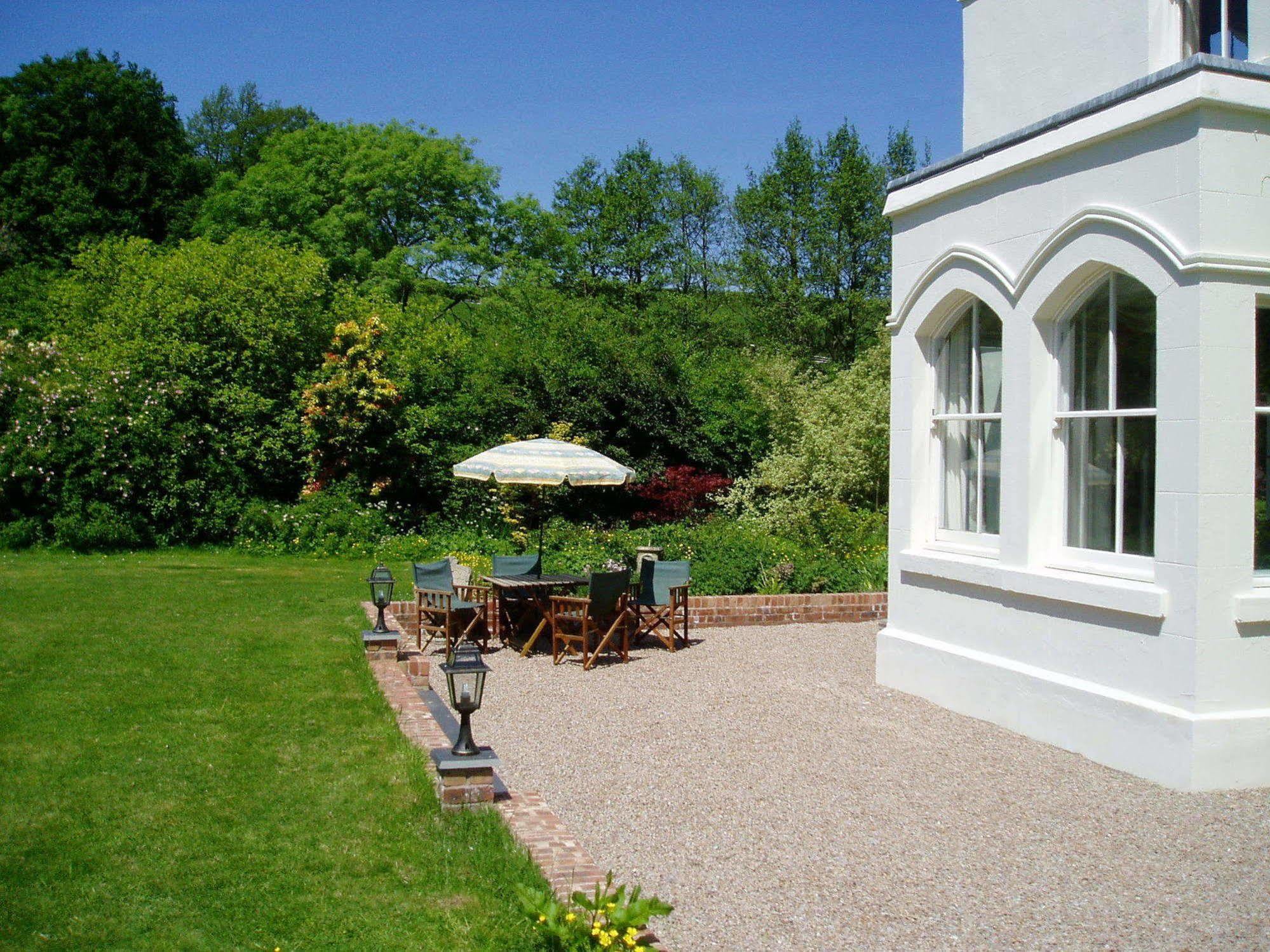 نيوتاون The Forest Country House B&B المظهر الخارجي الصورة